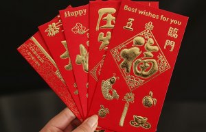 red envelopes, envelopes, money, chinese new year